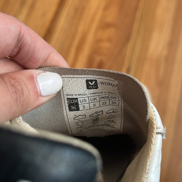 VEJA v-10 trainers size 36 - Picture 5 of 6